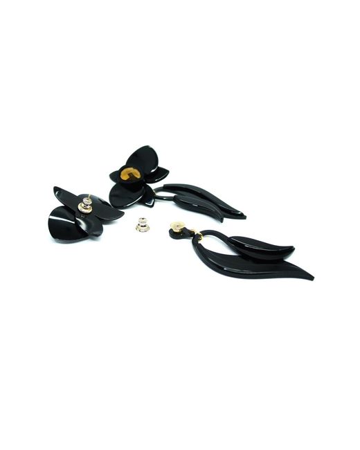 Gissa Bicalho Black Acrylic Handmade Earring Deco Orchid