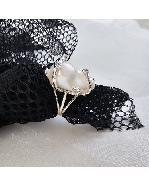 Farra Metallic Baroque Pearl Adjustable Ring