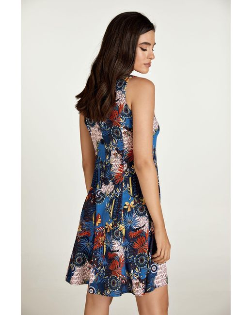 Conquista Blue Flora Print Cloche Dress