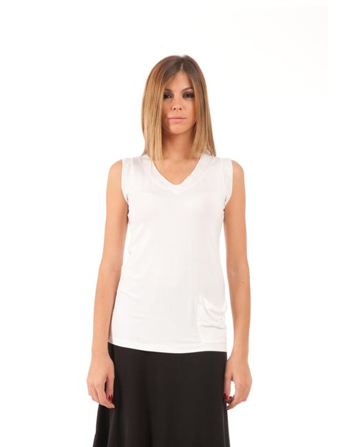 Conquista White V-Neck Pocket Detail Top