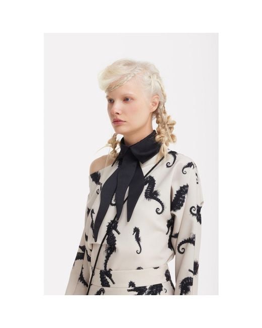 Julia Allert Black Fashion Neckpiece