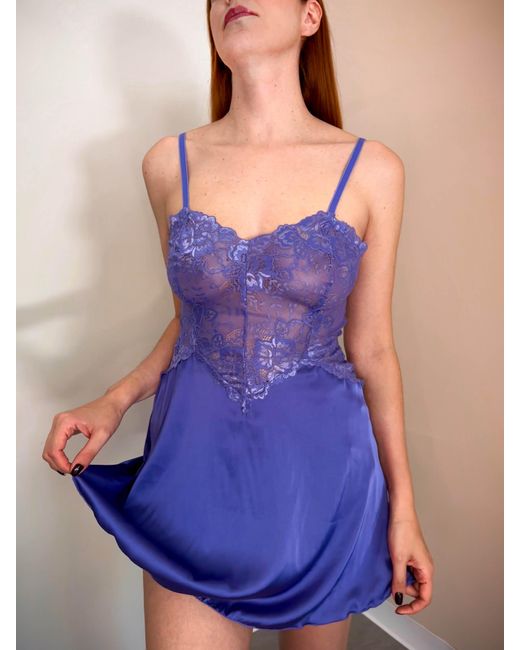 Carol Coelho Purple Hydrangea Satin & Lace Short Nightie