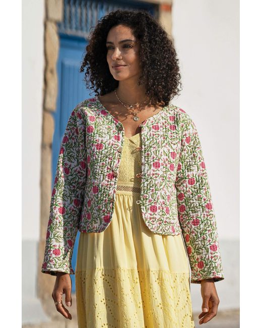 Yumi' White Boho Print Cotton Reversible Quilted Jacket