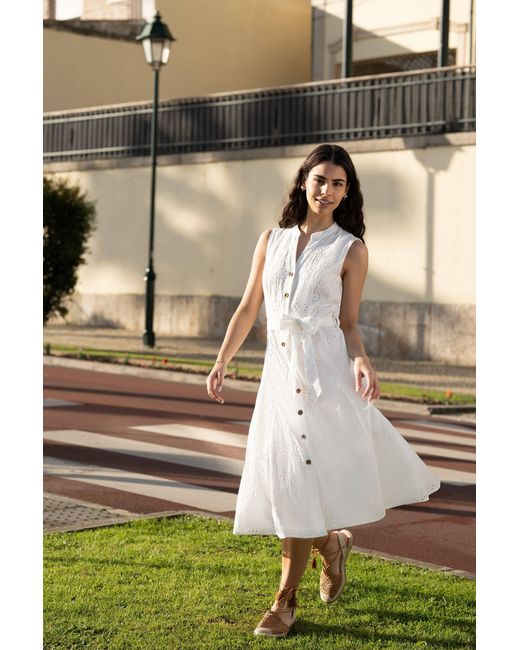 Yumi' White Flower Broderie Anglaise Cotton Shirt Dress
