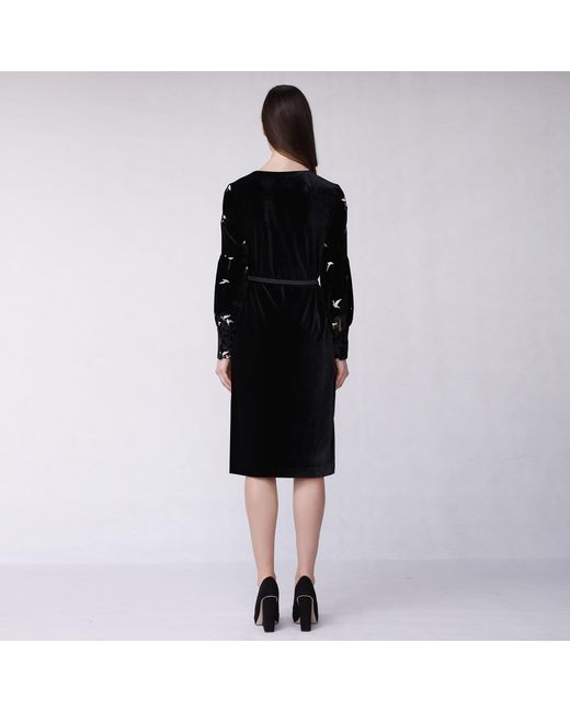 Smart and Joy Black Golden Embroidery Velvet V-Neck Dress
