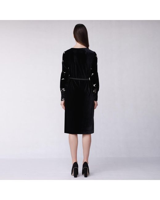 Smart and Joy Black Golden Embroidery Velvet V-Neck Dress
