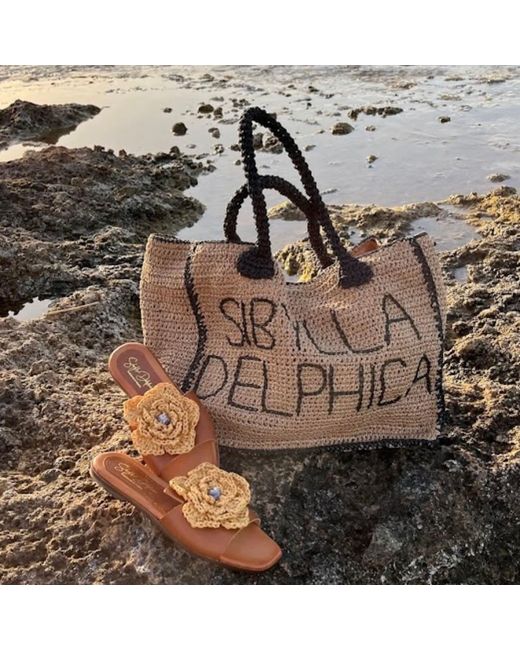 Sibylla Delphica Orange Apollonia