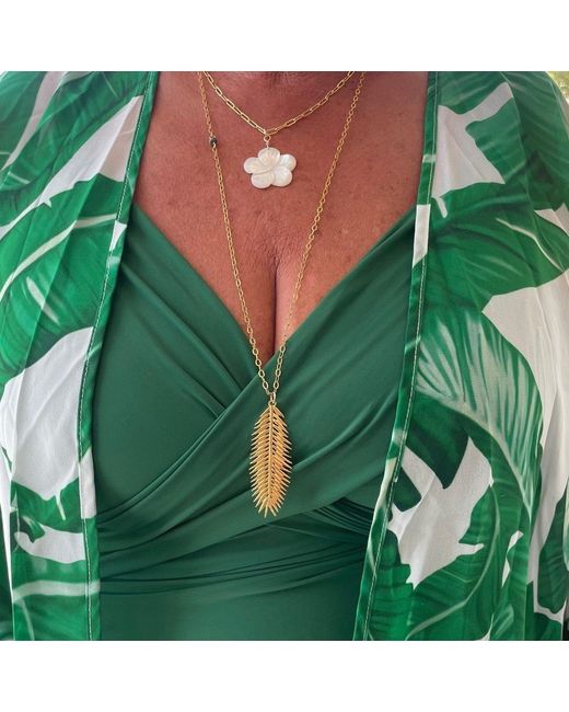 Lexi Jewelry Metallic Mother Of Pearl Sea Flower Necklace