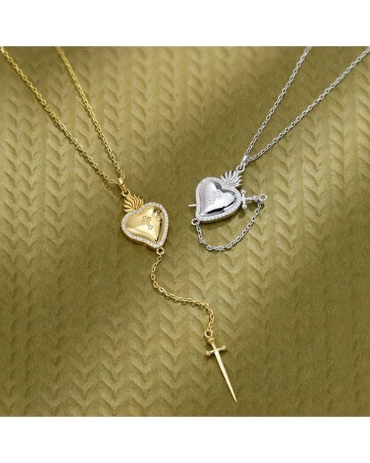 Vanimy Metallic Flaming Heart With Dagger Necklace