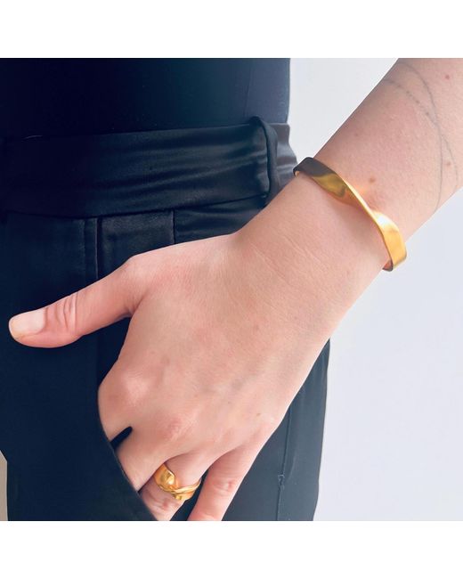 Les Reines Metallic Golden Arc for men