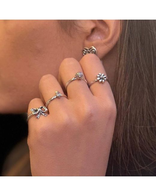 Unaloe Black Adjustable Ring With Flower