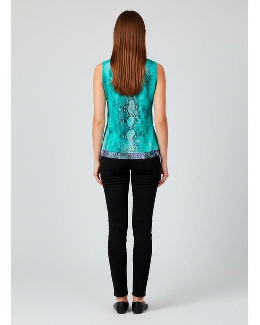 Conquista Green Aqua Serpent Sleeveless V-Neck Top