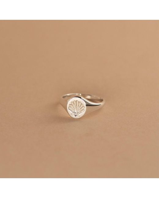 Zoe & Morgan White Secret Society Of Shell Lovers Signet