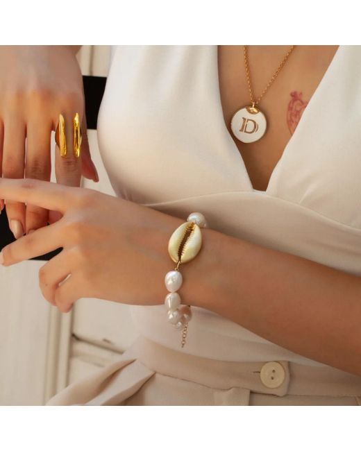 LINYA JEWELLERY Metallic Sea Shell Baroque Pearl Bracelet