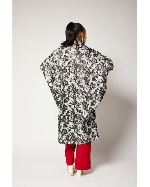 Lioness by Tf Black Monochrome Brocade Kimono Jacket