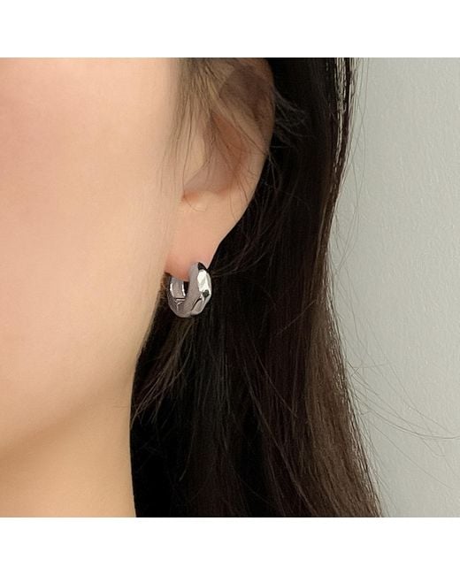 Cote Cache Metallic Eclipsia Faceted Huggie Hoop Earrings