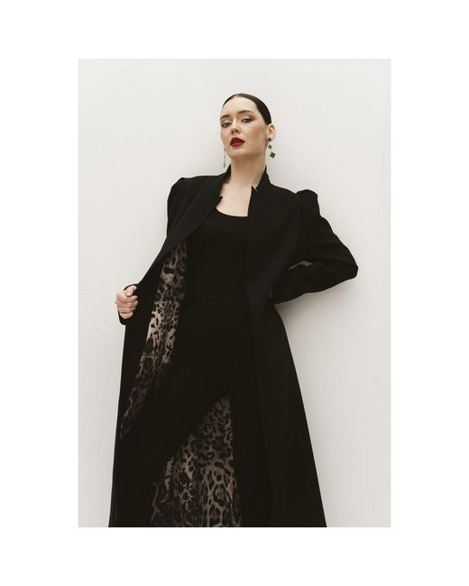 Roqaia Fashion House Black Noir Sculpté