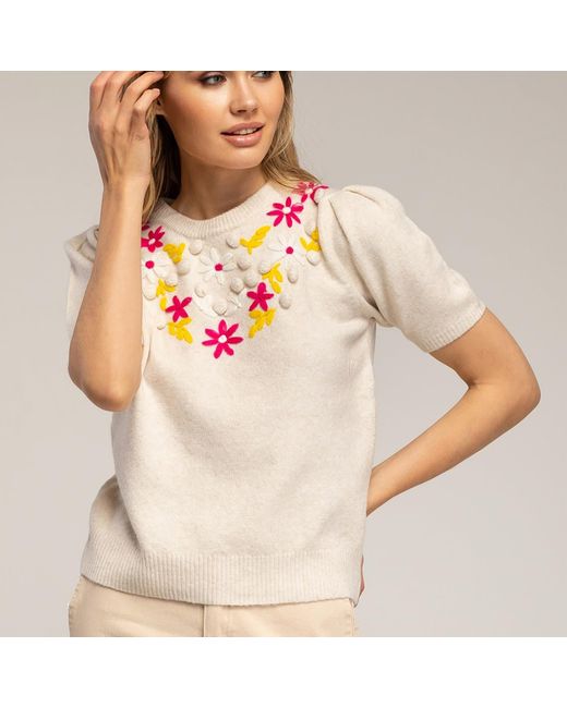 Tantra Spain Sl Pink Neutrals Short-Sleeved Sweater With Embroidered Flowers