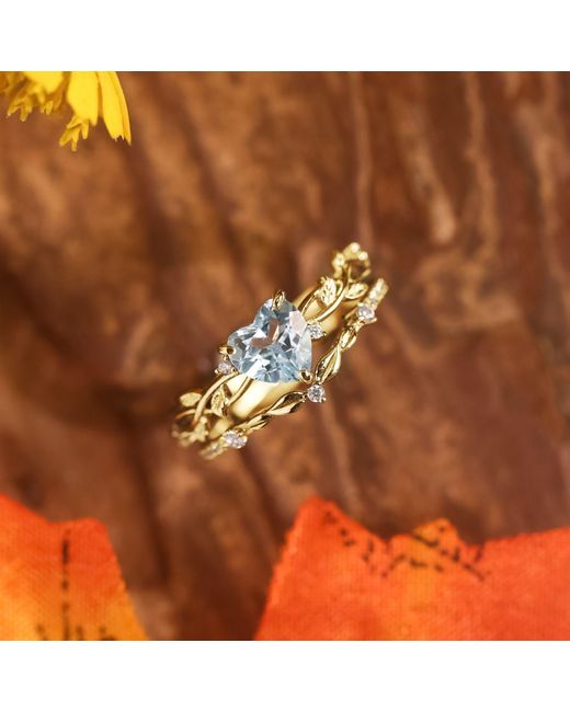 Azura Jewelry New York White Everlasting Heart Sky Topaz Ring Vermeil