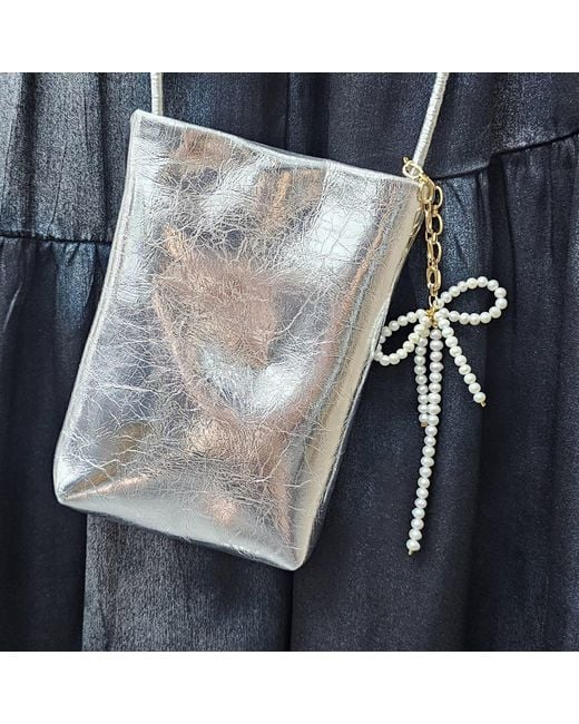 Farra Metallic Bowknot Freshwater Pearls Bag Charm