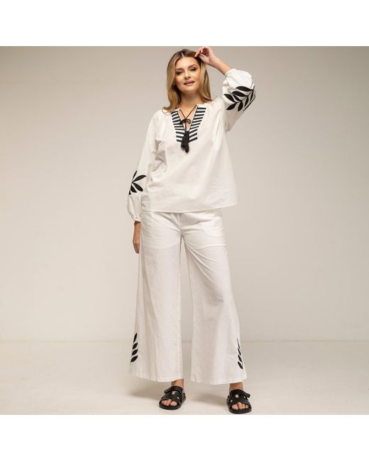 Tantra Spain Sl White Set Of Trousers And Top With Embroidery On Sleeves