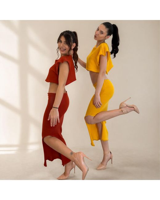Gajú Orange Nomad Top