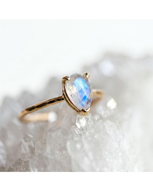 Melt'm Jewelry Metallic Pear Moonstone Ring