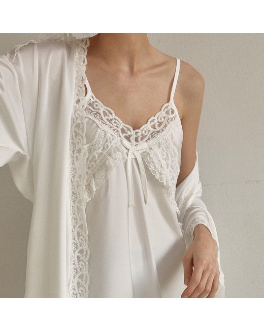 Luna Luz White Fabiola Satin Slip & Robe Ensemble