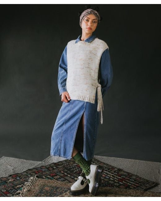 Mabli White Blewog Vest