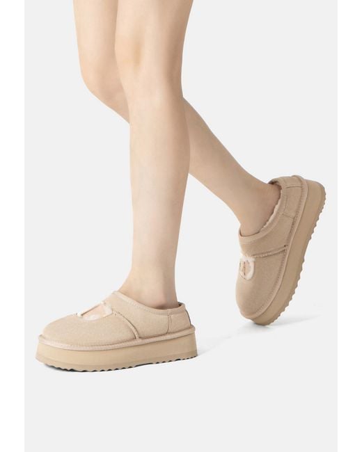 EverAu Australia Natural Neutrals Plumed Ankle Platform Slippers