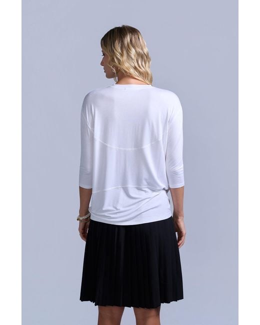 Rave on Trend White Everyday Tee