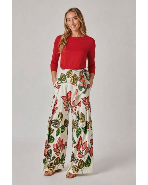 Marianna Déri White Palazzo Pants With Leaf Print And Tie Belt