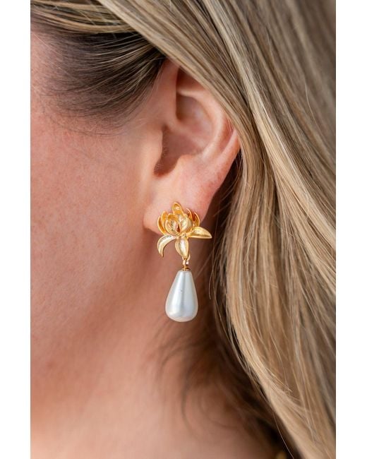 Loni Paul Jewelry Metallic Lily Shell Pearl Earrings
