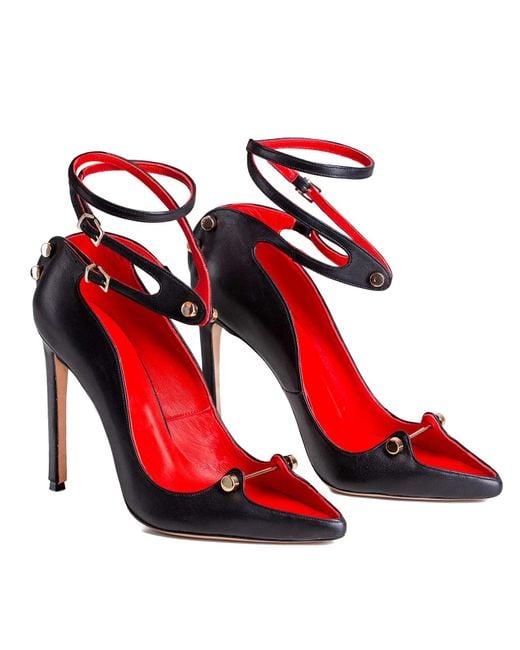 HARDOT Black Harlot Pumps
