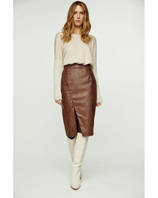Conquista Natural Neutrals Melange Knit Handkerchief Hem Top