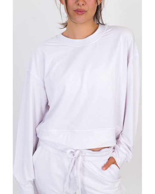 On/Off Essentials White The Solace Crew Neck Pullover