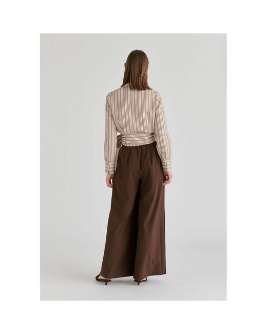 Paisie Natural Neutrals Split Collarless Wrap Top With Side-Tie Waist