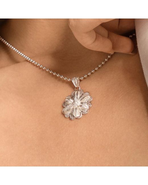 Far East Jewelry White Handcrafted Flower Cluster Peony Necklace