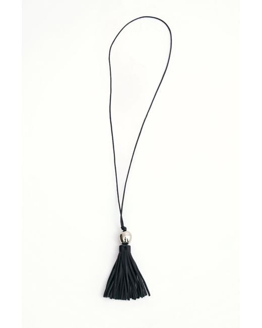 FRONT ROW SHOP Black Tassel-Pendant Necklace