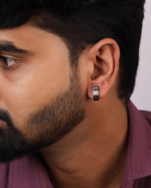 The Jewelz Multicolor Neutrals Shadow Curve Spinel Huggies for men
