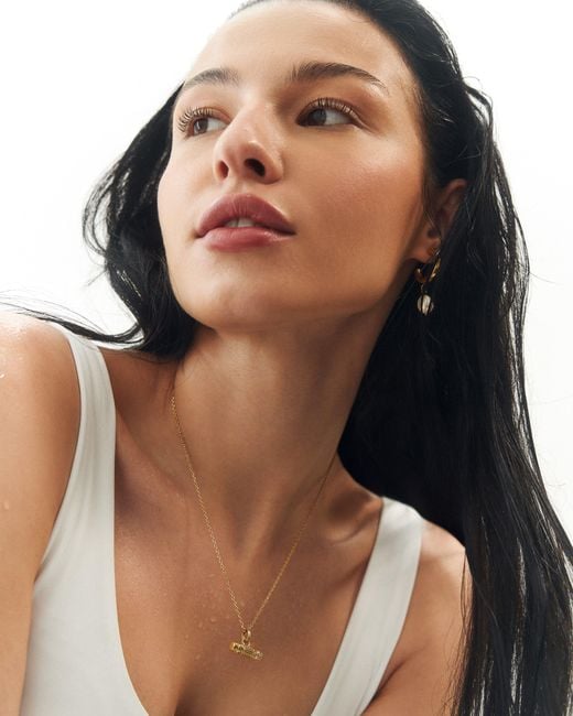 Elk & Bloom Metallic Raise The T-Bar Chunky 14K Pendant Necklace