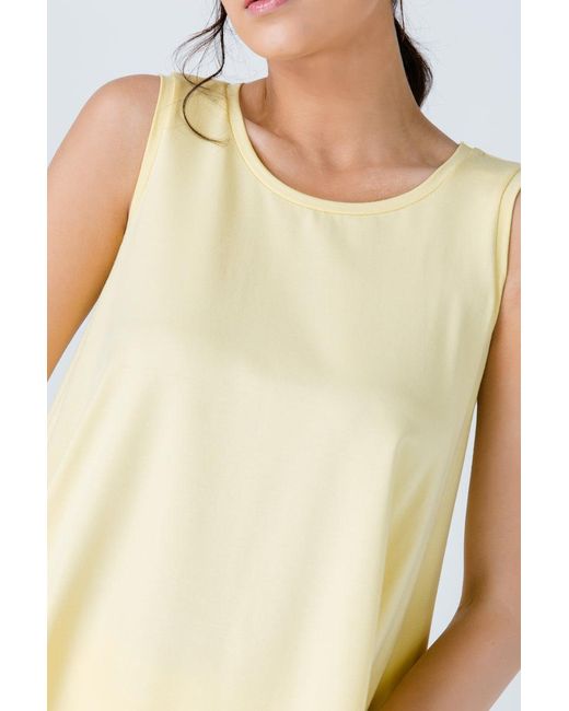 Conquista Yellow Sleeveless Top With Rounded Hemline