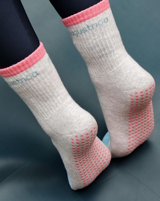 augustnoa Pink The Best Grip Socks
