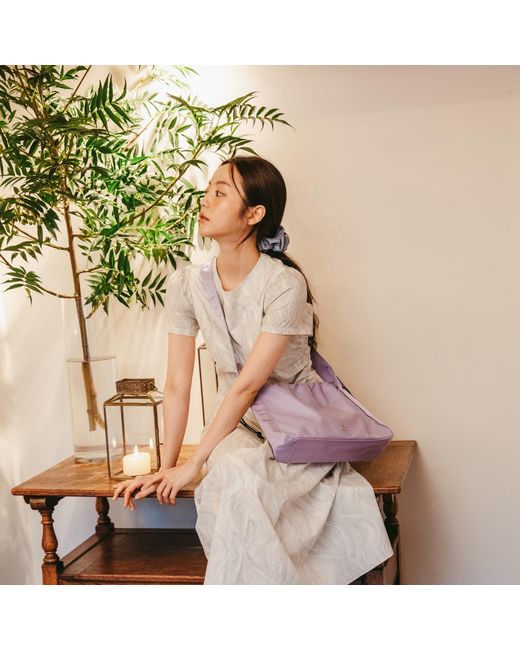 MARHEN.J Purple Moa