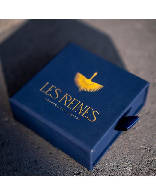 Les Reines Metallic The Devine