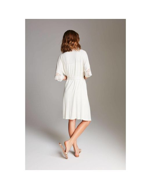 Oh!Zuza White Elegant Robe