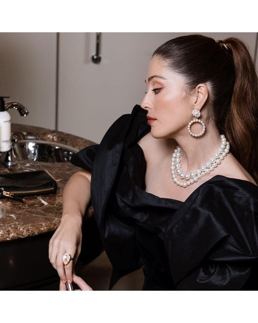Otazu Metallic Classic Pearl Earrings