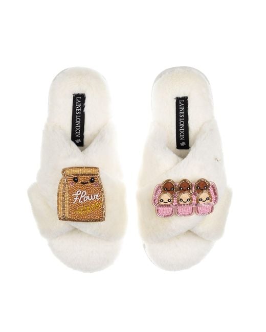 Laines London White Neutrals Classic Slippers With Laines Lovables Eggs & Flour Brooches