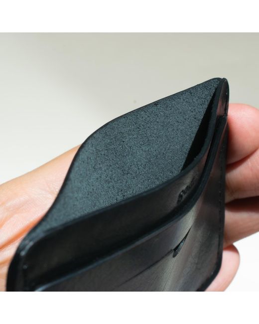 godi. Black Handmade Leather Cardholder for men