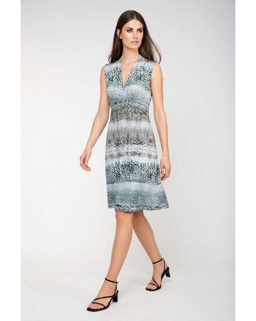 Conquista Blue Elegant V-Neck Printed Midi Dress With Flowing Silhouette